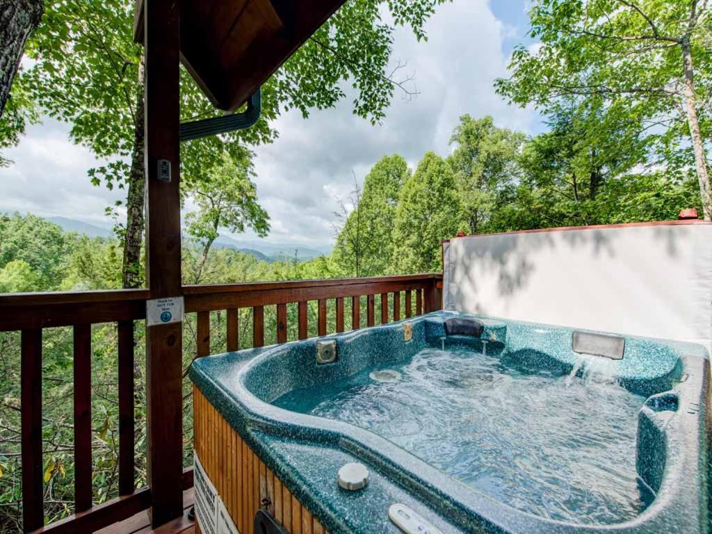Cubs Cove Villa Gatlinburg Exterior foto