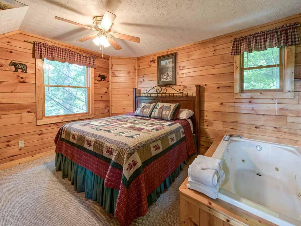 Cubs Cove Villa Gatlinburg Exterior foto